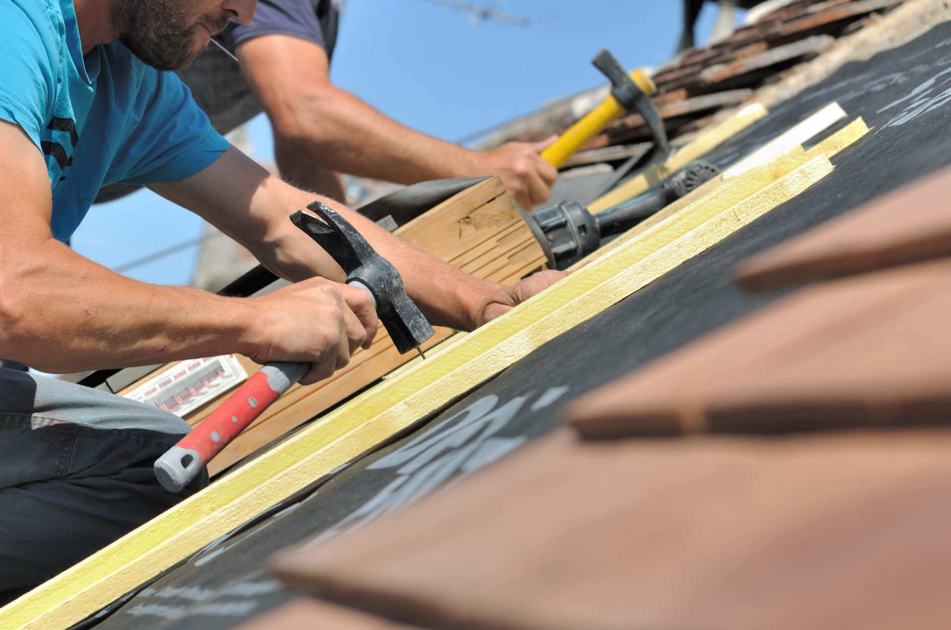 calculez facilement le prix de votre toiture grâce à notre guide complet et nos outils pratiques. obtenez une estimation précise pour vos travaux de couverture.