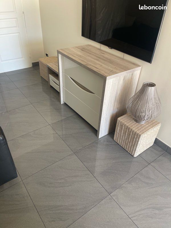 découvrez notre large gamme de carrelage pour votre projet de 100m2. qualité, style et durabilité pour sublimer vos sols et murs.