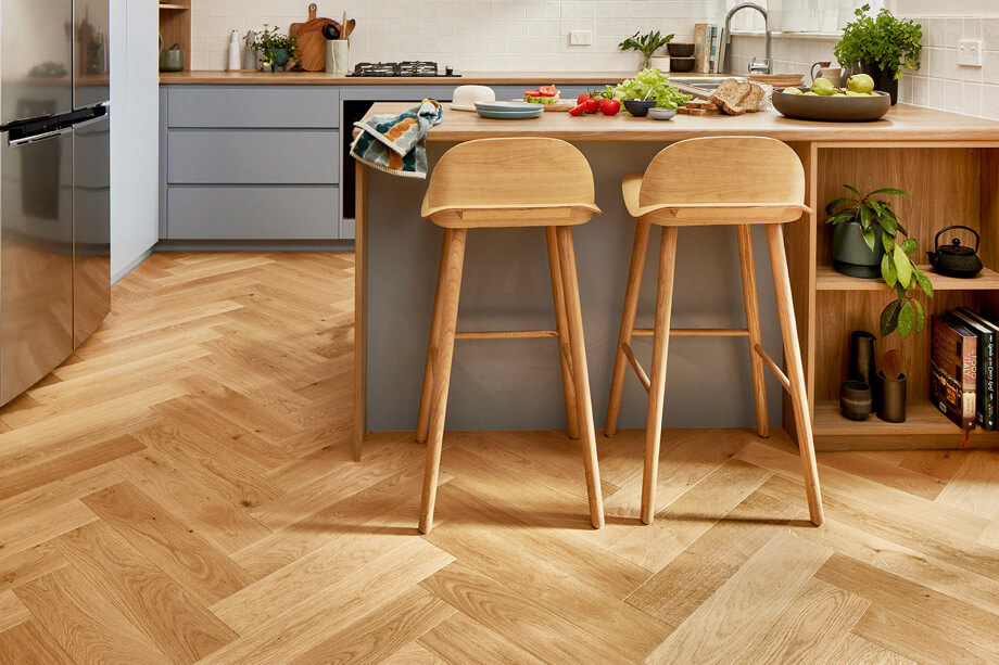 découvrez comment choisir la meilleure rénovation de parquet à paris et marseille en 2025 pour redonner vie et élégance à vos sols.