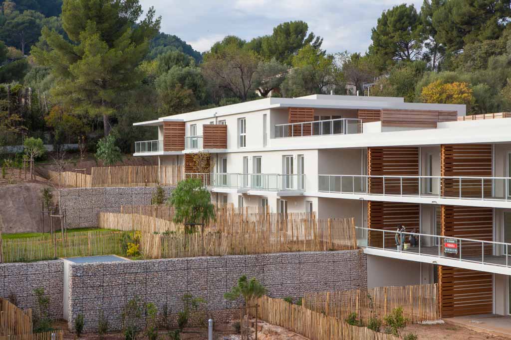clair azur antibes, votre partenaire immobilier de confiance, spécialiste de la vente et location de biens dans la région d’antibes. bénéficiez d’un accompagnement personnalisé pour tous vos projets immobiliers.