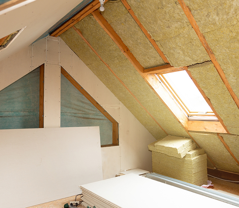 découvrez comment transformer vos combles en espaces aménagés pratiques et esthétiques pour optimiser votre habitation.