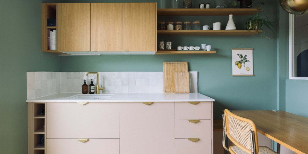 découvrez comment choisir la couleur de peinture idéale pour une cuisine en chêne et sublimer votre espace avec élégance et harmonie.