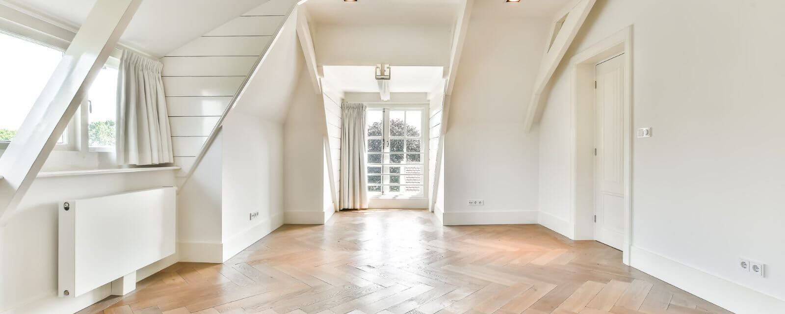 découvrez le coût moyen pour l'aménagement de combles de 60m², incluant les matériaux, la main d'œuvre et les conseils pour optimiser votre budget.