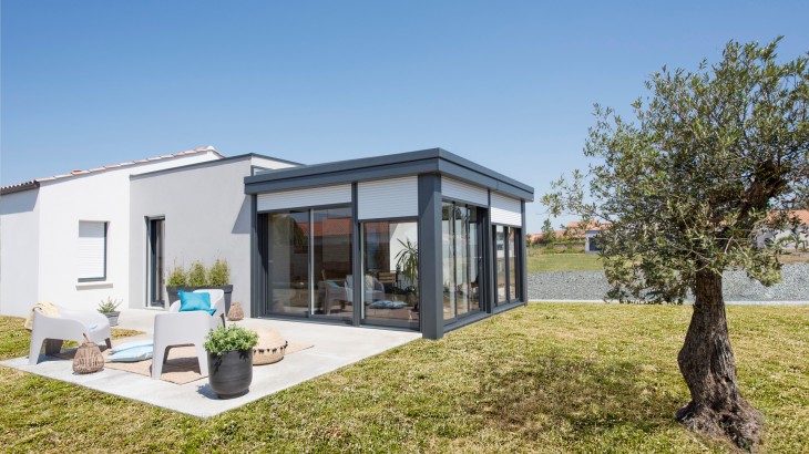 découvrez le coût d'un architecte pour une extension de maison et optimisez votre budget travaux avec nos conseils pratiques.