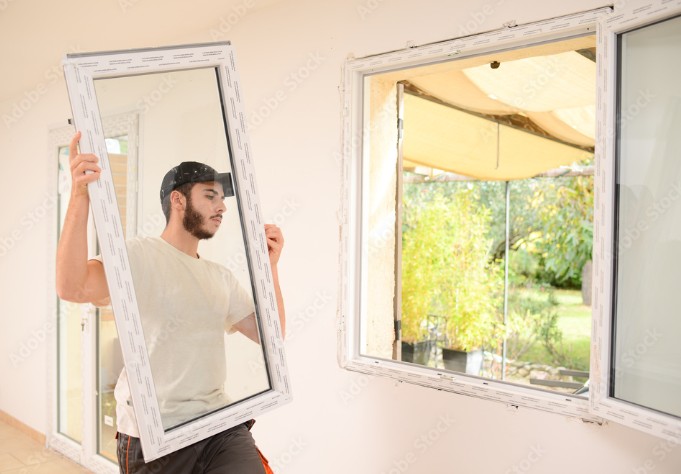 découvrez les coûts associés au changement de fenêtres, incluant les prix des matériaux, la main-d'œuvre et les conseils pour optimiser votre budget.