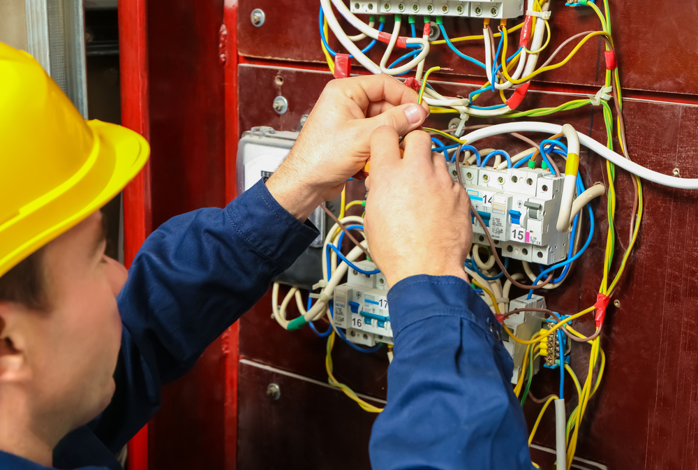 cout deplacement prise electrique 2 découvrez le coût moyen pour le déplacement et l'installation d'une prise électrique, avec des conseils pour estimer votre budget travaux électriques.