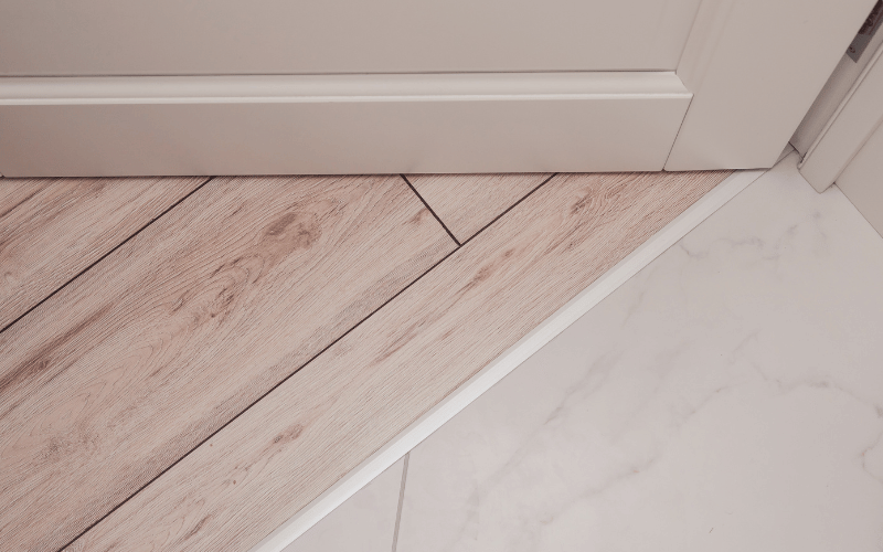 découvrez le coût et nos astuces pratiques pour remplacer votre carrelage par du parquet, alliant esthétisme et confort dans votre intérieur.