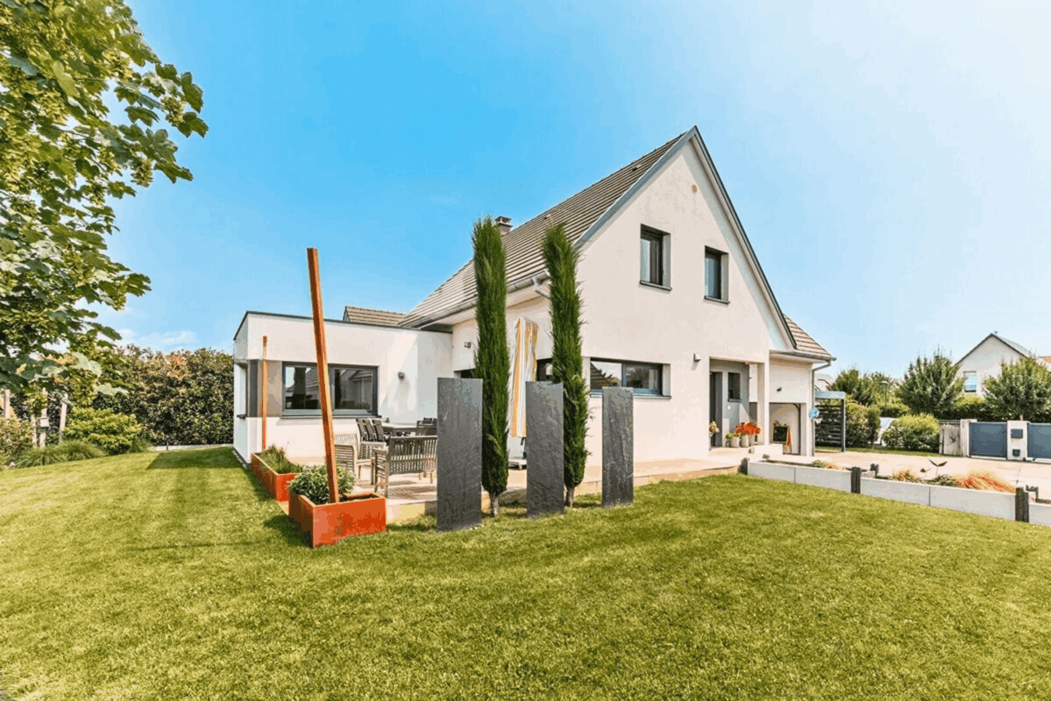 découvrez le coût du gros œuvre pour l'extension de votre maison et planifiez votre budget efficacement.