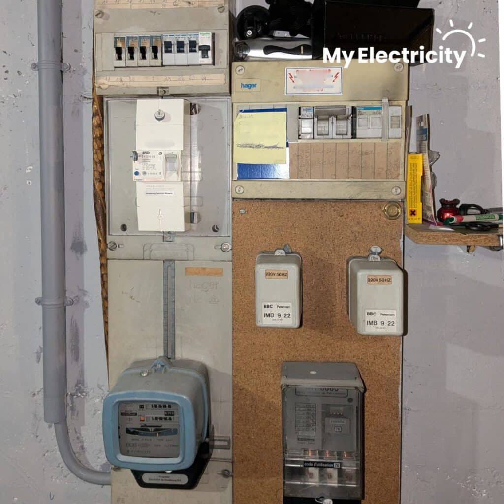 découvrez un guide complet sur le coût d'installation électrique, avec des astuces pratiques pour optimiser vos dépenses et garantir un travail de qualité.