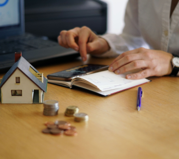 découvrez nos astuces pratiques pour réduire le coût de votre logement et réaliser des économies au quotidien.