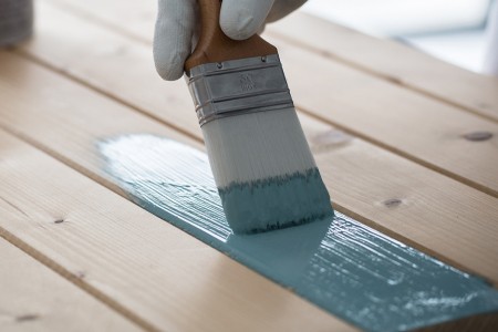 cout peinture porte bois 2 découvrez le coût de la peinture pour une porte en bois, incluant les tarifs des matériaux et de la main-d'œuvre pour un résultat durable et esthétique.