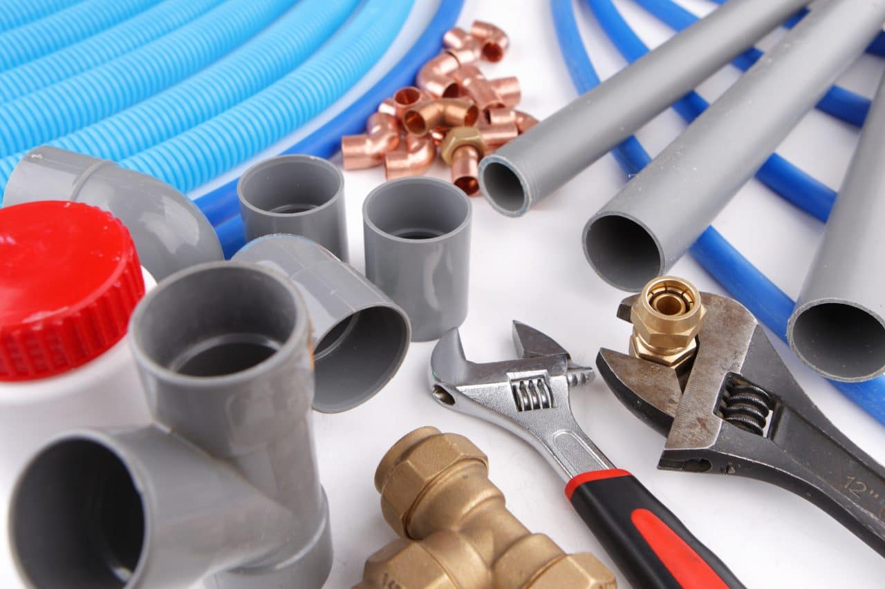 découvrez le coût moyen de la plomberie pour une maison, conseils d'experts et astuces pour bien gérer votre budget travaux de plomberie.