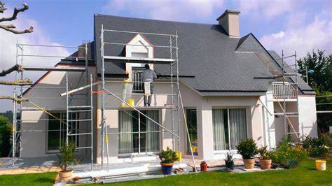 découvrez le coût du ravalement de façade avec isolation, une solution efficace pour améliorer l'isolation thermique de votre logement tout en valorisant votre patrimoine immobilier.