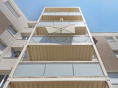 découvrez le coût de la rénovation de votre balcon : conseils, prix moyens et facteurs influençant le budget pour une remise à neuf réussie.