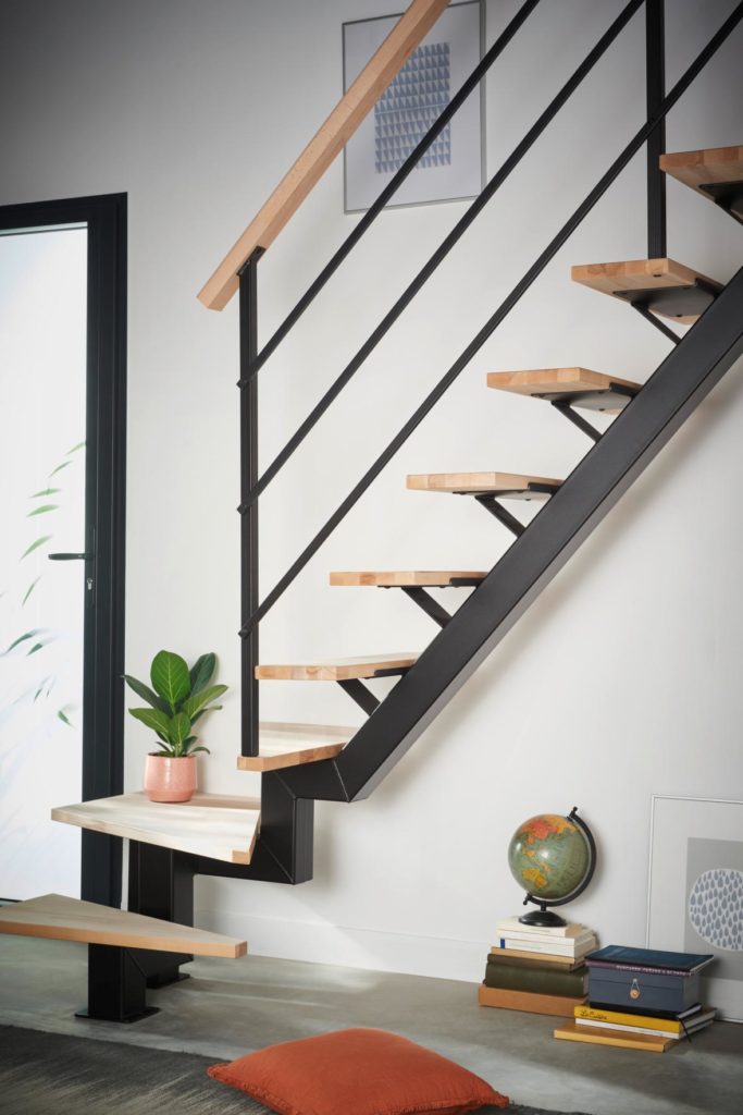 découvrez le coût de la rénovation d'un escalier, les facteurs qui influencent le prix et des conseils pour un projet réussi.