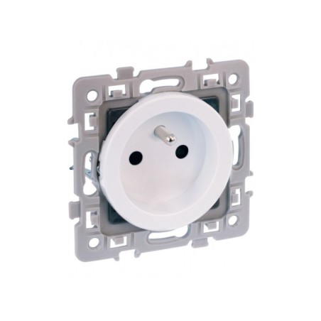 découvrez le coût moyen pour la rénovation d'une prise électrique, facteurs influençant les prix et conseils pour bien planifier vos travaux électriques.