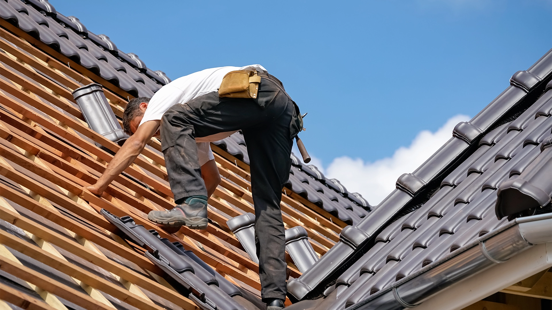 couvreur à jarnac, expert en toitures : diagnostics, réparations et installations pour une toiture durable et sécurisée.