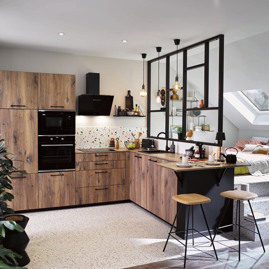 découvrez l'élégance intemporelle des cuisines années 50 vintage, alliant charme rétro et fonctionnalité moderne pour un intérieur unique et chaleureux.