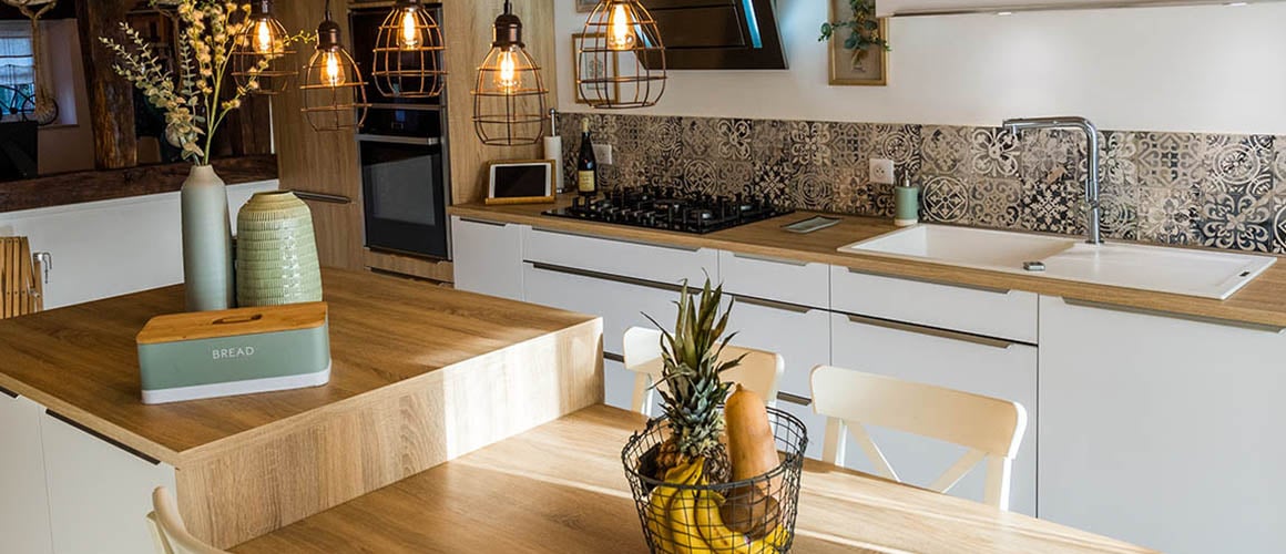 découvrez nos astuces pour préparer des plats maison savoureux avec une cuisine artisanale authentique. transformez vos repas quotidiens en véritables délices faits maison.