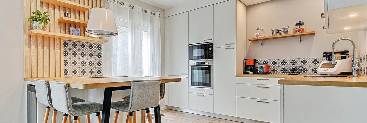découvrez un cuisiniste à levallois spécialisé dans la création de cuisines sur mesure alliant style et fonctionnalité pour un intérieur unique et pratique.