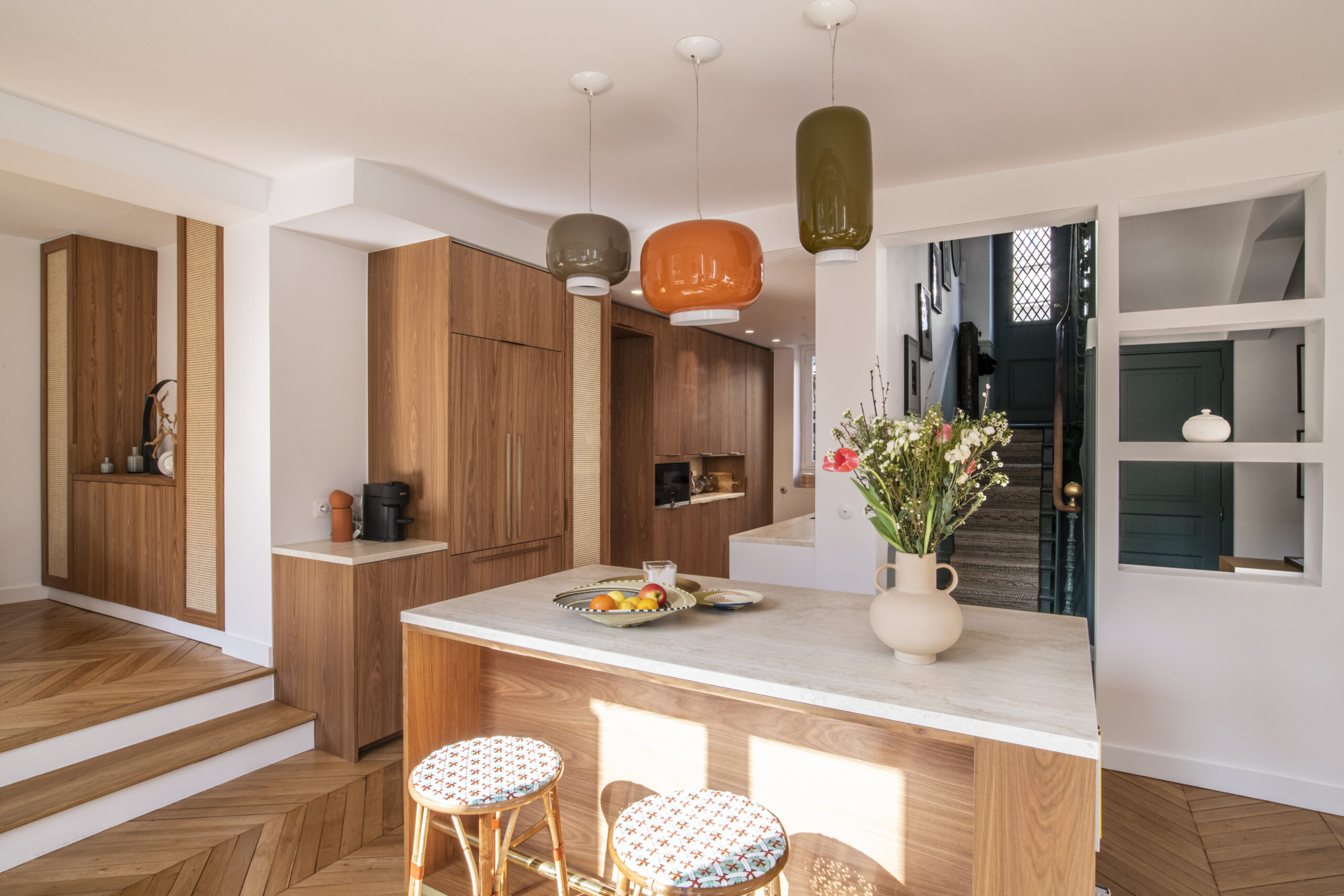 découvrez un cuisiniste expert à paris 16, spécialisé dans la conception de cuisines sur-mesure alliant élégance et fonctionnalité pour un intérieur unique.