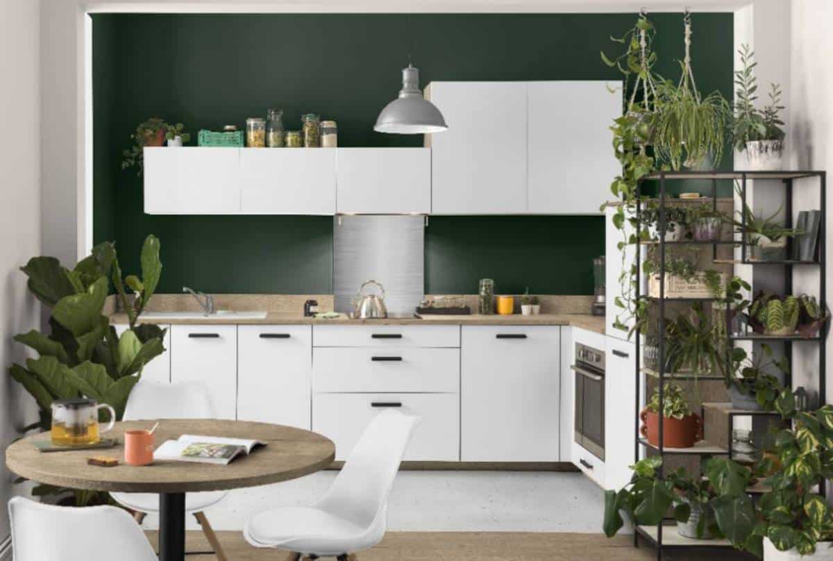 découvrez les dernières tendances déco pour votre cuisine : idées modernes, styles élégants et astuces pratiques pour un espace à la fois fonctionnel et esthétique.
