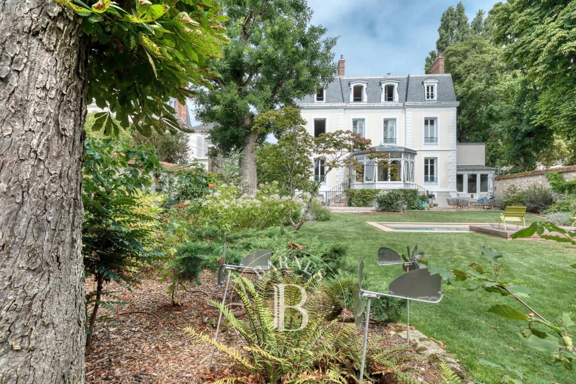 demeure a renover pres de paris 6 découvrez cette demeure à rénover près de paris offrant un fort potentiel pour créer une résidence unique alliant charme et proximité de la capitale.