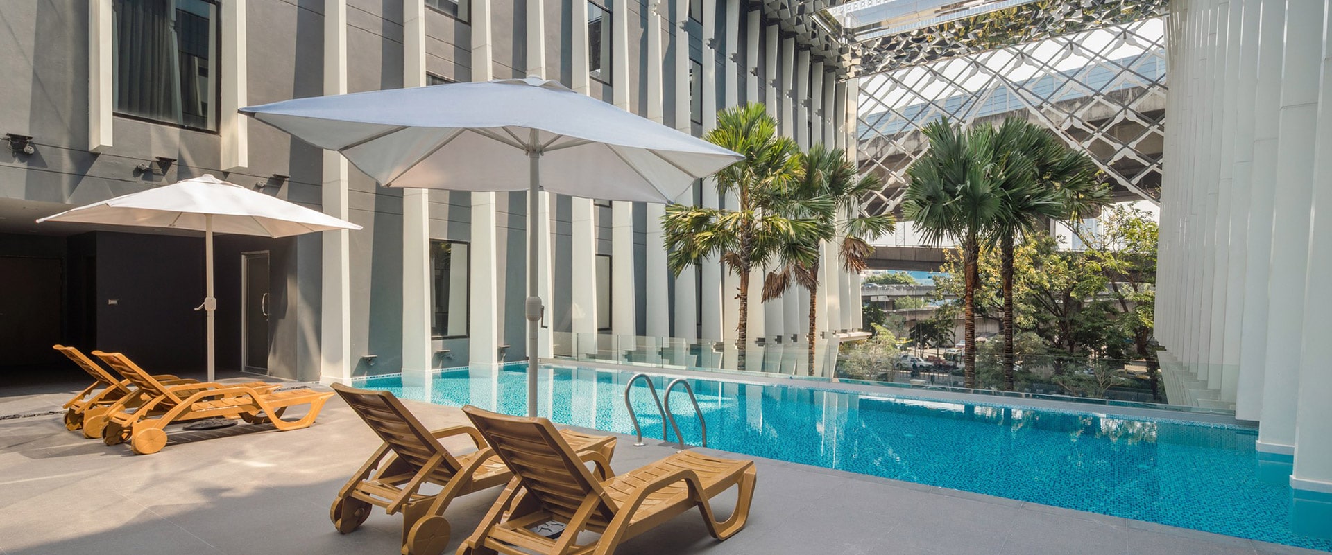 devenez expert immobilier grâce aux conseils d'un architecte dplg expérimenté. acquérez les compétences essentielles pour évaluer, analyser et valoriser vos biens immobiliers avec professionnalisme.