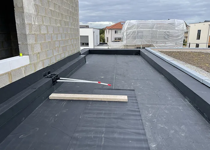 obtenez un devis précis pour l'étanchéité de votre toit plat. services professionnels et solutions adaptées pour protéger votre toiture.