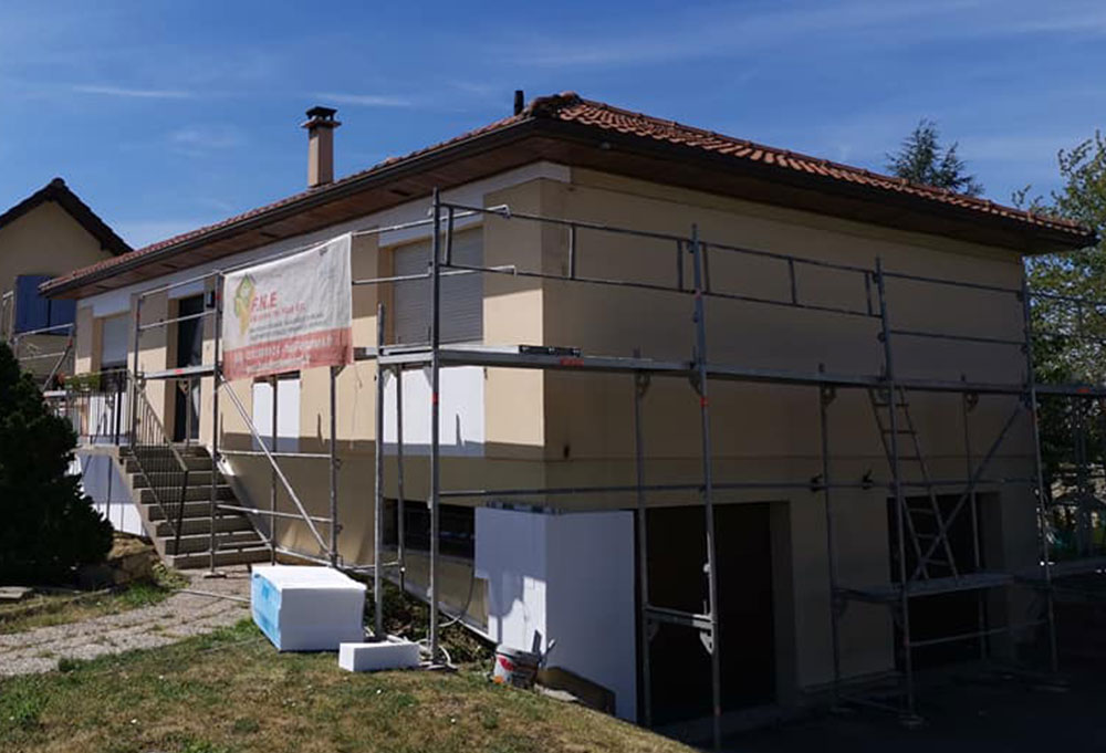 obtenez un devis gratuit pour la rénovation ou l'entretien de votre façade. des experts qualifiés à votre service pour un travail de qualité et sur-mesure.