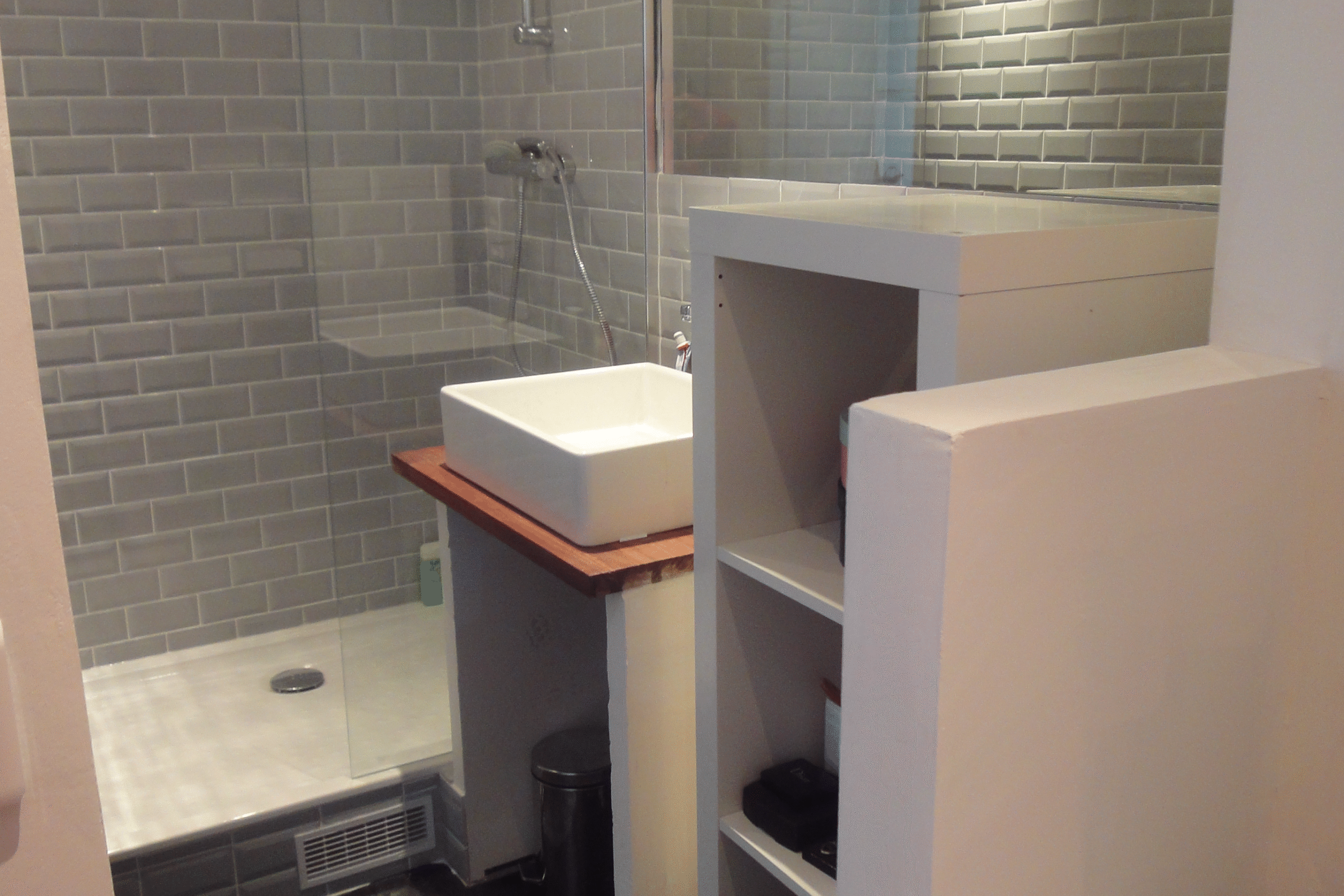 obtenez un devis gratuit pour la rénovation de votre salle de bain à vincennes. services rapides, fiables et adaptés à vos besoins.