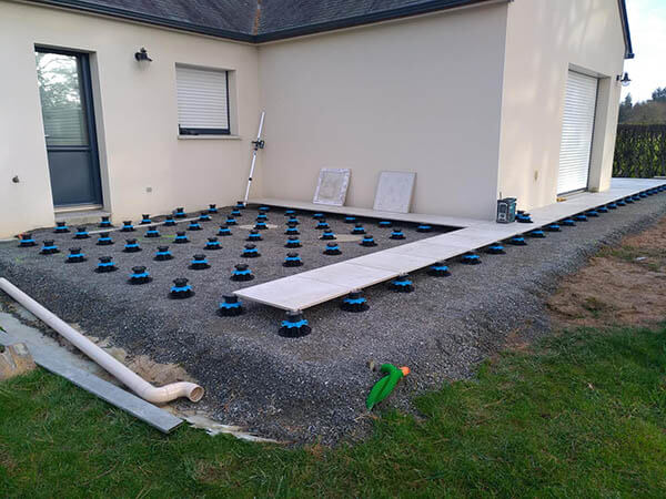 devis pose carrelage exterieur 2 obtenez un devis gratuit et personnalisé pour la pose de carrelage extérieur. bénéficiez d'une installation professionnelle, durable et esthétique pour votre terrasse, jardin ou balcon.