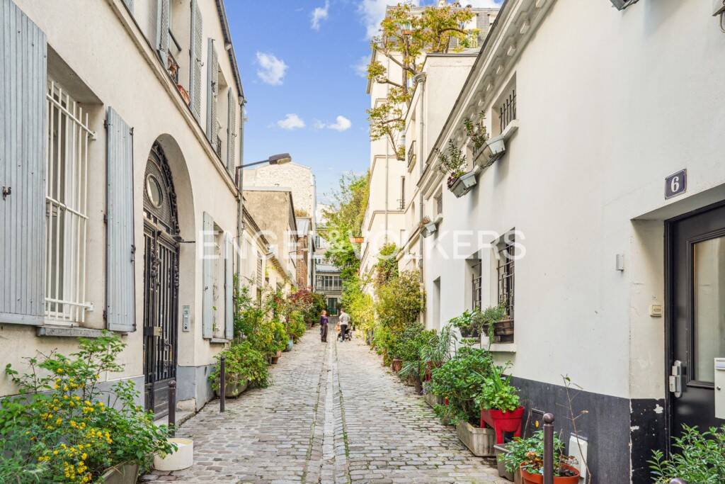 découvrez une maison à rénover proche de paris, idéale pour un projet de rénovation et une vie paisible à proximité de la capitale.