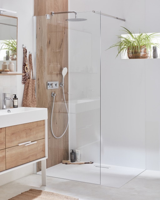 découvrez la douche à l’italienne, alliant style contemporain et praticité pour une salle de bain élégante et fonctionnelle.