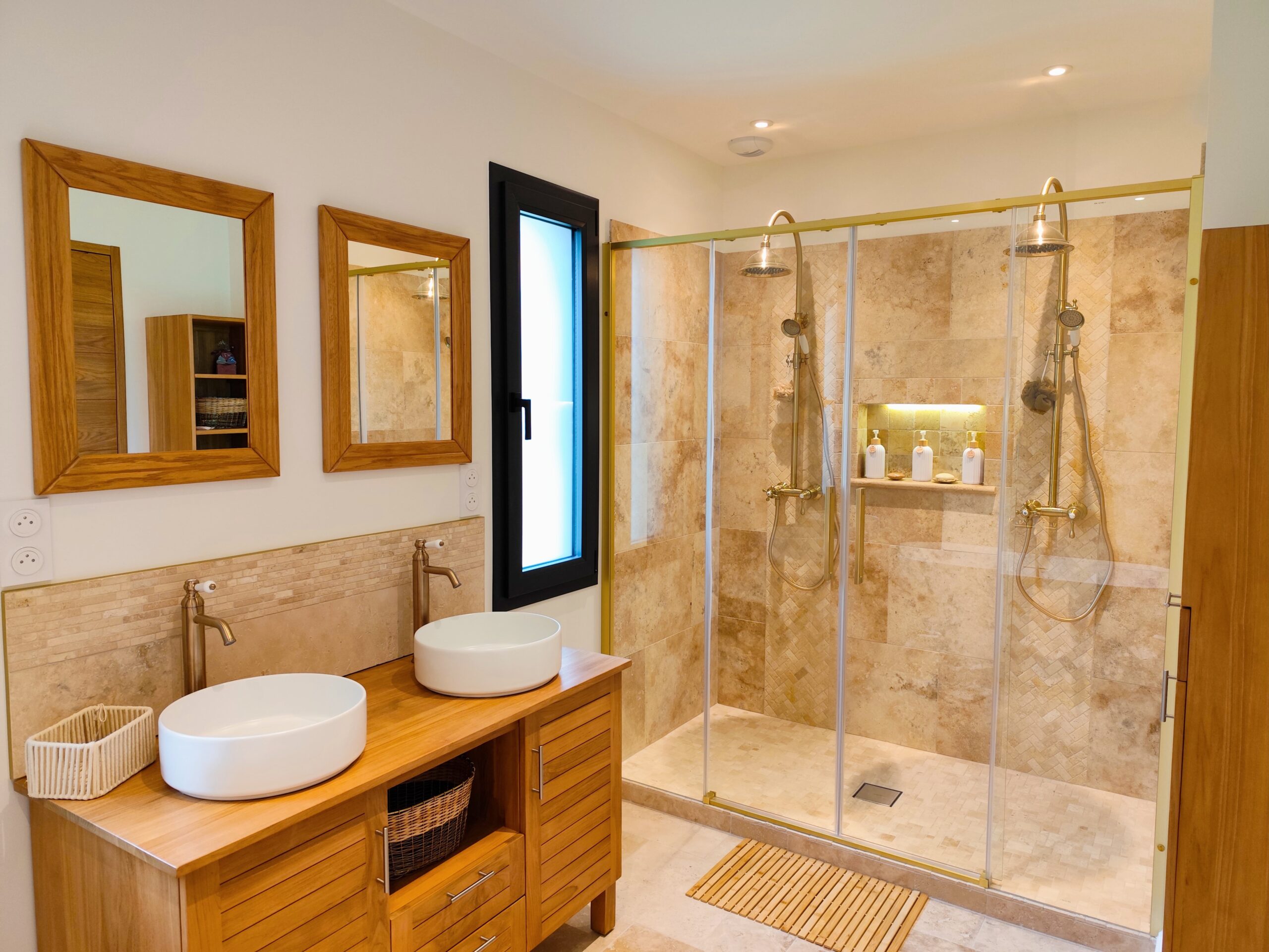 découvrez le prix d'une douche italienne et nos astuces pour économiser sur votre installation. guide complet pour un projet réussi et abordable.