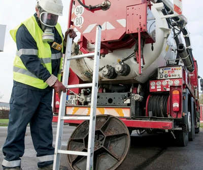 découvrez les meilleures pratiques pour l'entretien de votre fosse septique et assurez son bon fonctionnement durablement.