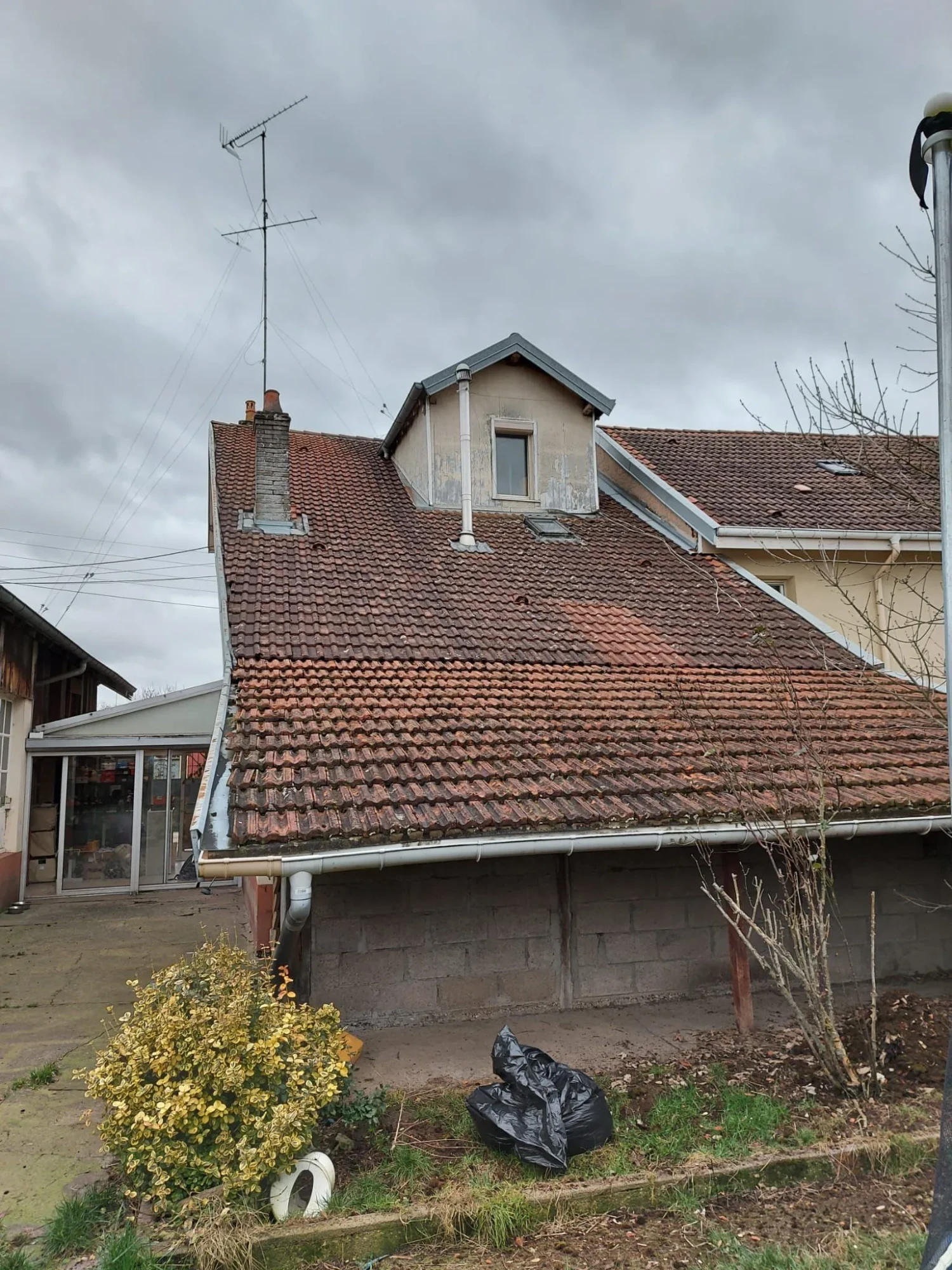 expert en rénovation résidentielle à paris, spécialisé dans la transformation et l'amélioration de votre habitat avec qualité et professionnalisme.