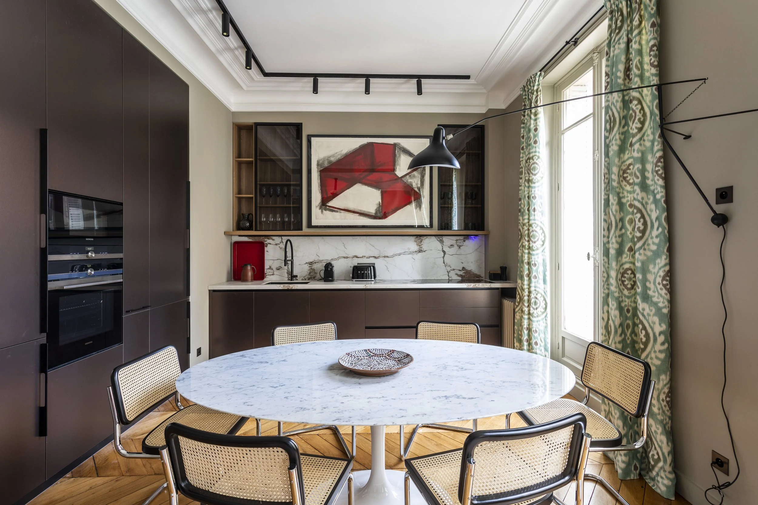 expert en rénovation d'appartements et de maisons à paris, offrant des services de qualité pour transformer votre intérieur avec savoir-faire et professionnalisme.