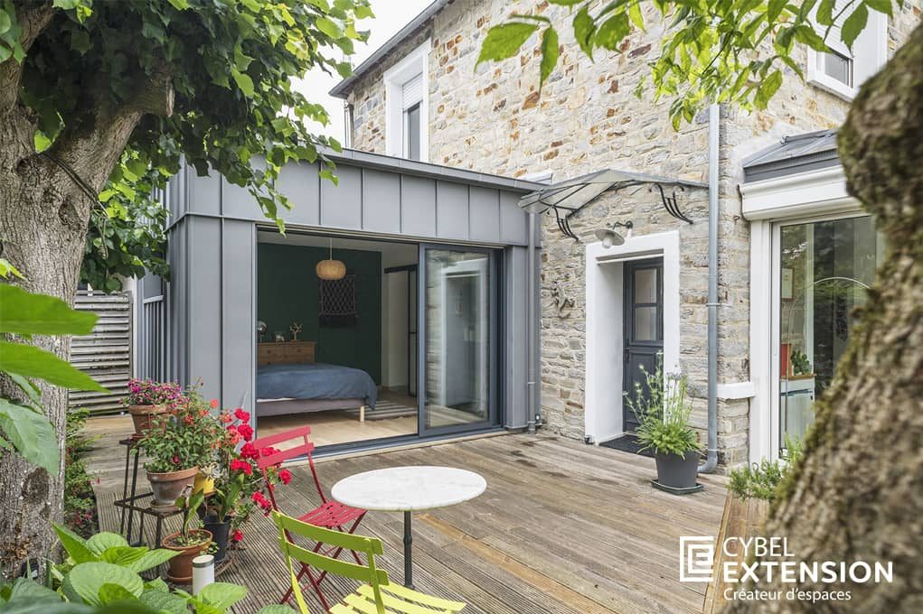 découvrez nos solutions d'extension en bois pour étage, alliant esthétique, durabilité et optimisation de l'espace de votre maison.