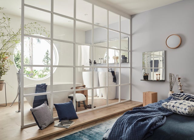 découvrez nos conseils pratiques pour réussir l'extension de votre chambre et salle de bain, optimisez l'espace et le confort de votre maison.