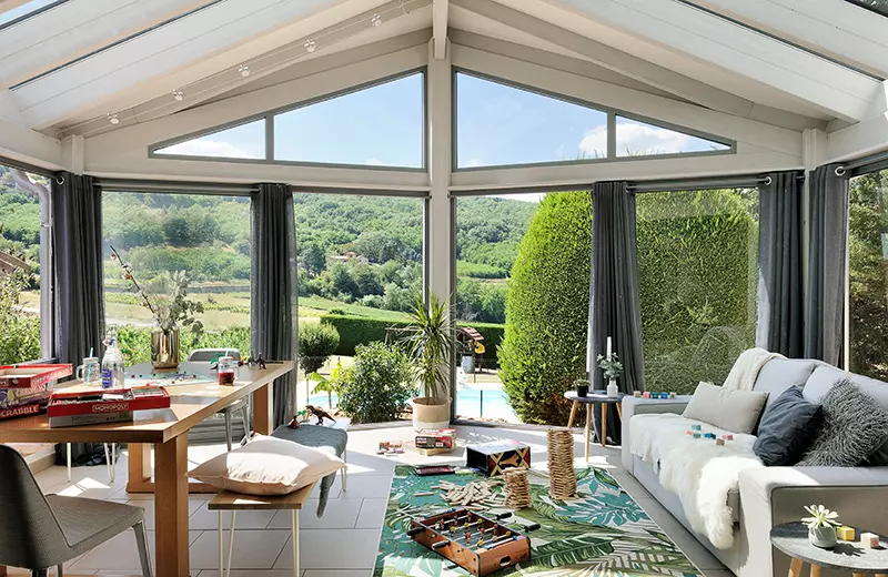 découvrez nos solutions d'extension de maison en bois, alliant esthétique naturelle et performance écologique pour agrandir votre espace de vie avec charme et durabilité.