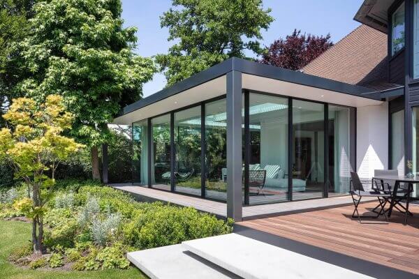 découvrez notre guide complet sur l'extension de maison : prix détaillés et solutions économiques pour agrandir votre habitat sans dépasser votre budget.