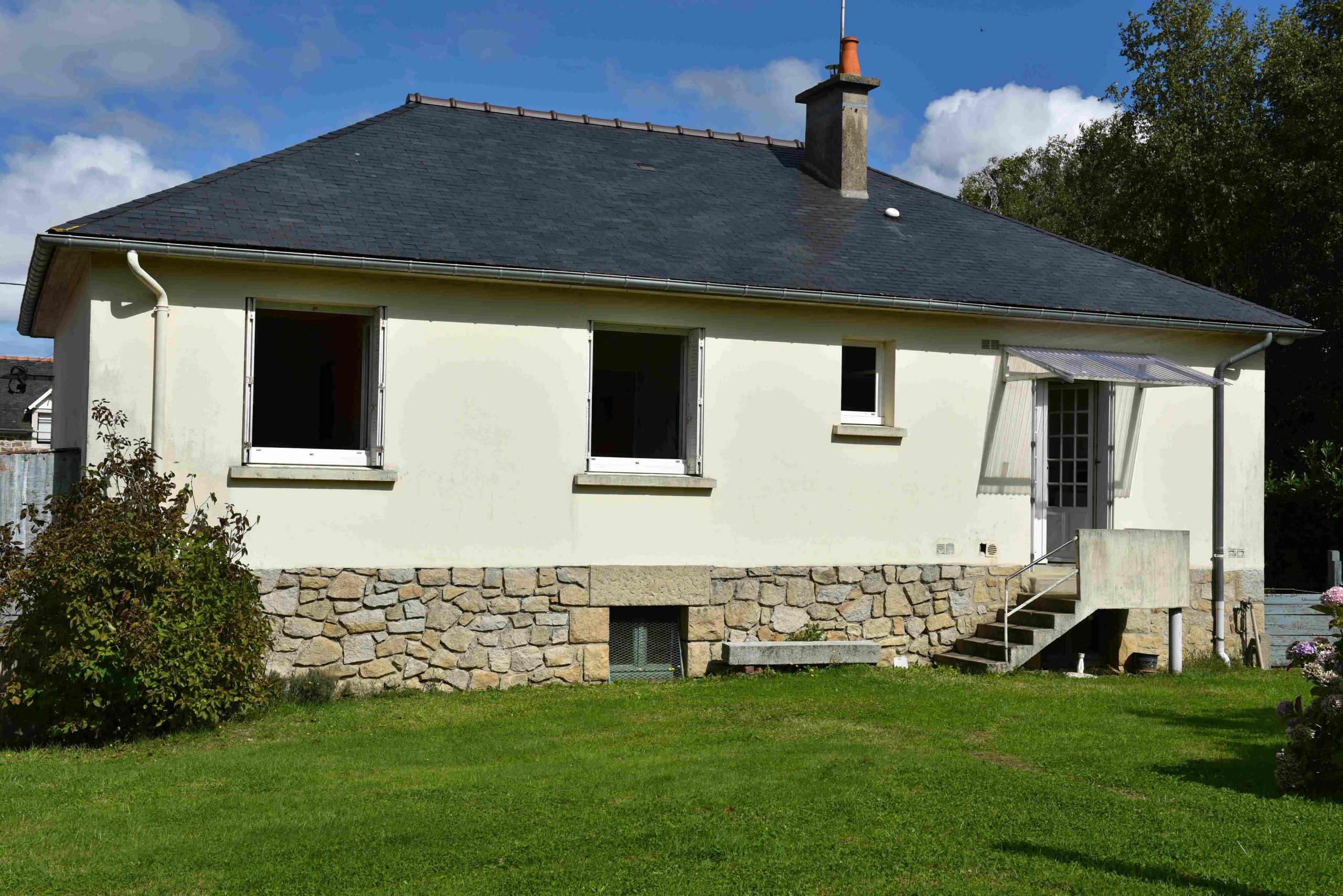 découvrez comment maîtriser votre budget tout en augmentant la valeur de votre maison grâce à une extension bien pensée et optimisée.