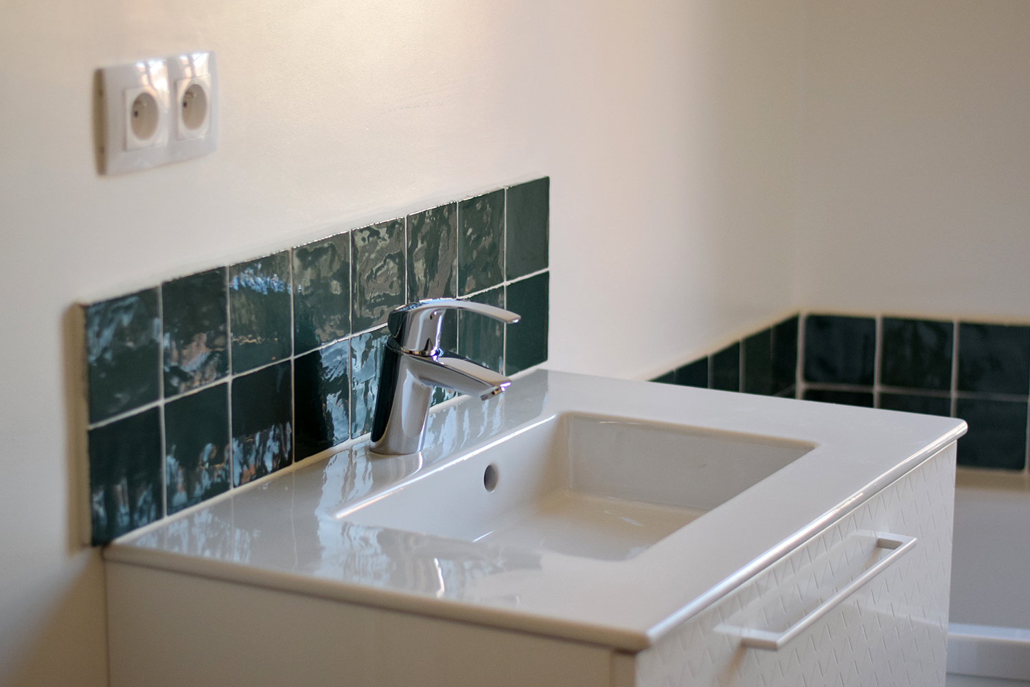 découvrez nos solutions de faïence pour la rénovation de votre intérieur : qualité, style et durabilité au rendez-vous.