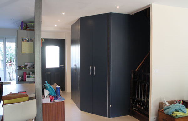 découvrez comment transformer un garage en une suite parentale abordable, alliant confort et optimisation de l'espace pour votre maison.