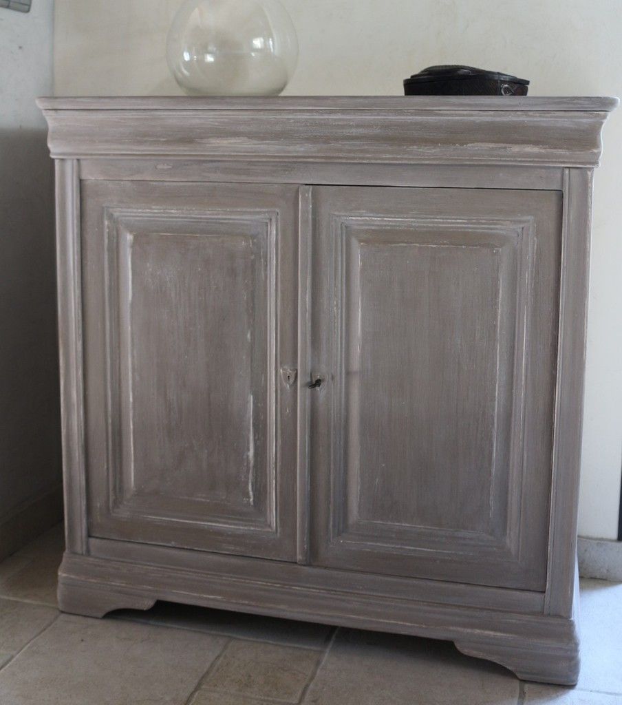 découvrez comment réussir la teinte tendance du gris patiné pour apporter élégance et style à votre intérieur avec nos conseils experts.