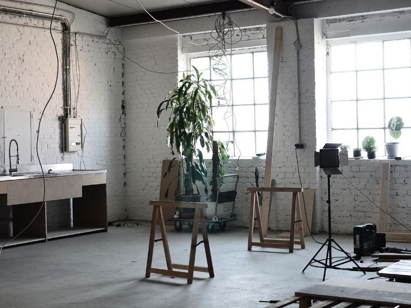 découvrez notre guide complet pour la rénovation d'appartement : conseils pratiques, étapes clés et astuces pour transformer votre espace en un lieu moderne et confortable.