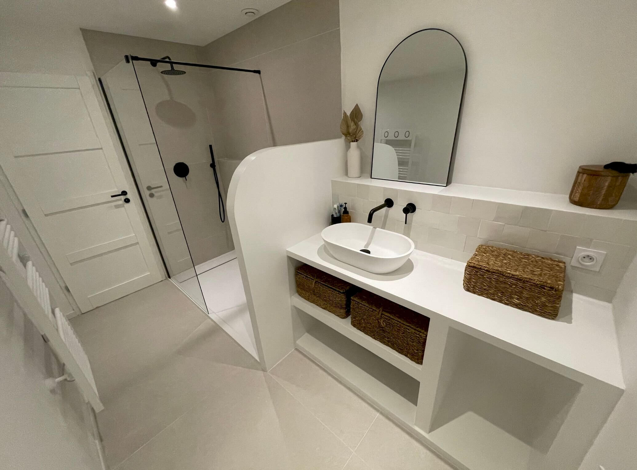 découvrez notre guide des pros pour refaire votre salle de bain : conseils d'experts, astuces pratiques et étapes clés pour un projet réussi.