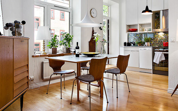 découvrez comment intégrer harmonieusement des meubles anciens dans une décoration moderne pour créer un intérieur unique et élégant alliant charme d'antan et design contemporain.