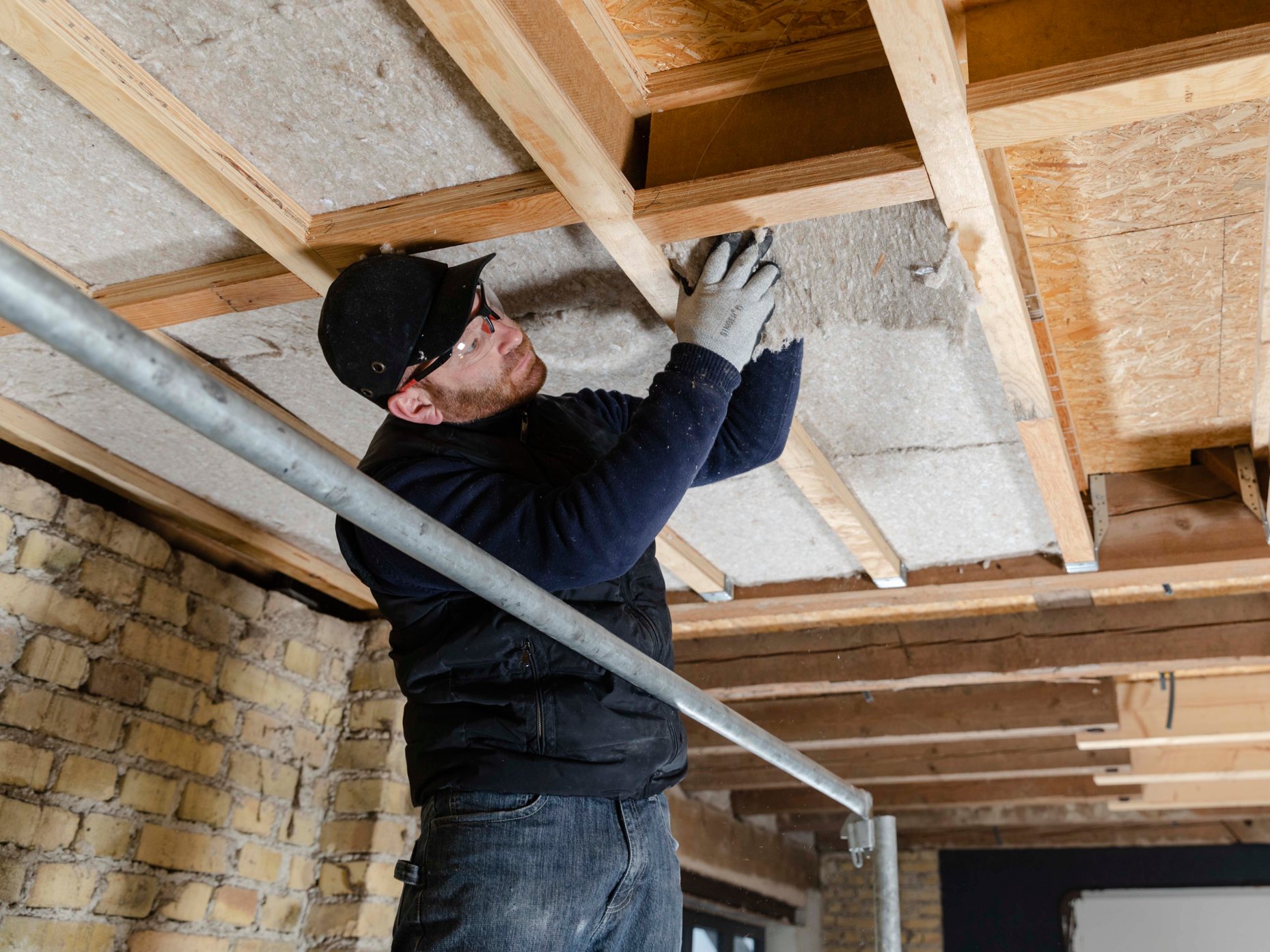 isolation grange : réduisez vos coûts énergétiques tout en améliorant le confort de votre espace grâce à des solutions efficaces et adaptées.